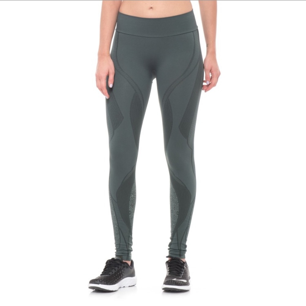 NEW!! NUX Leggings